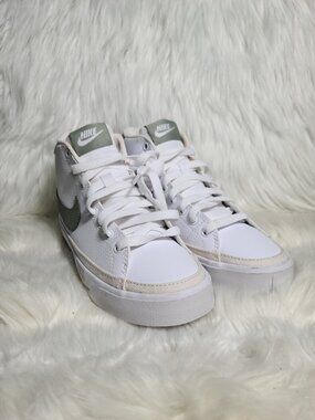 Nike Court Legacy Mid White Jade Green Women 5 NWOB